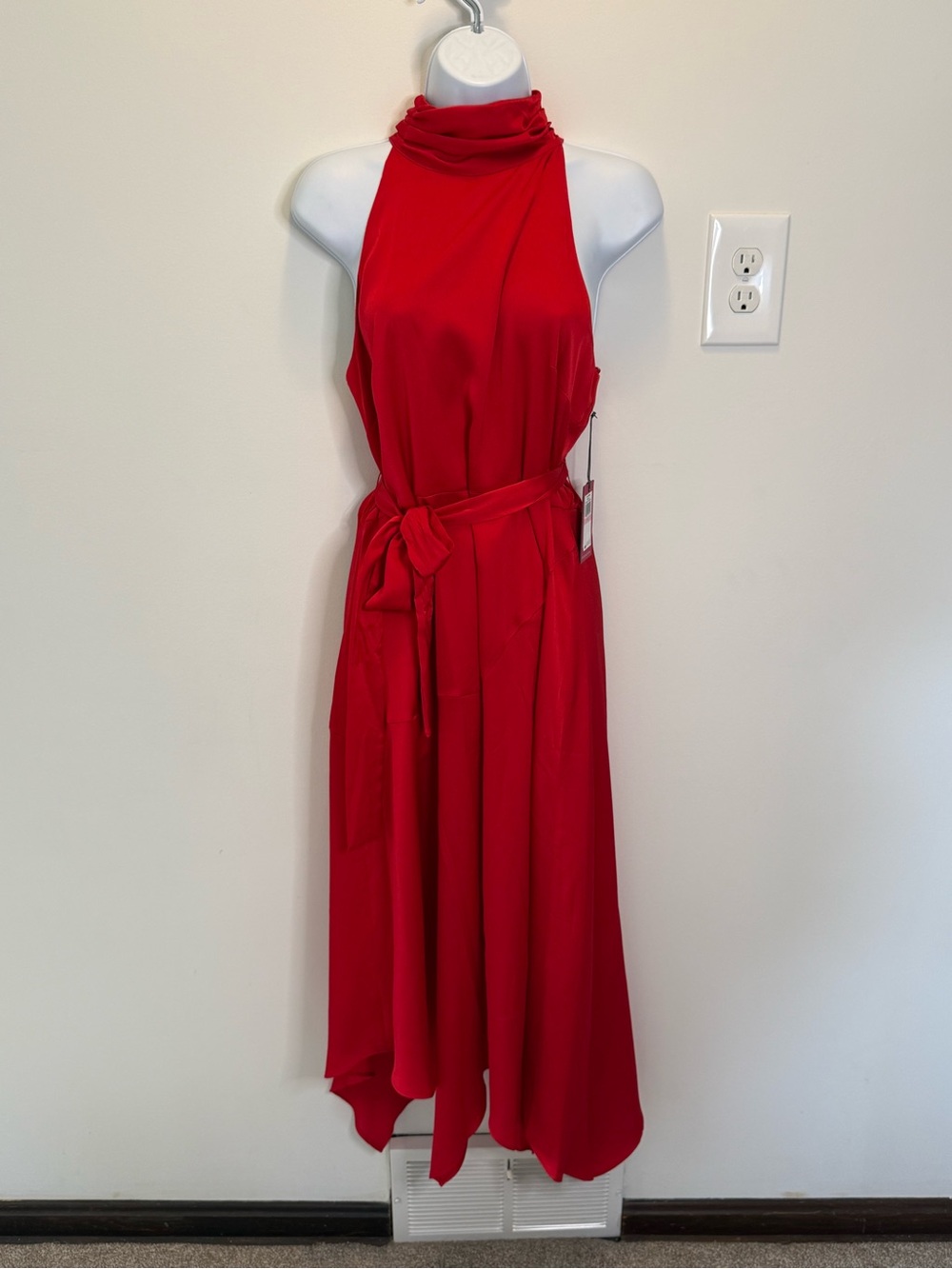 Vince Camuto Red Halter Neck Tie-Waist Dress
